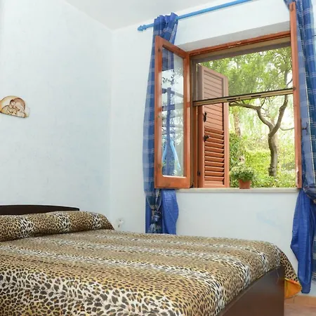 펜션 Holiday Homes дом грейс, дом отдыха