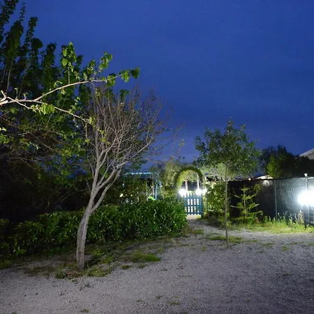 Holiday Homes дом грейс, дом отдыха 펜션 *